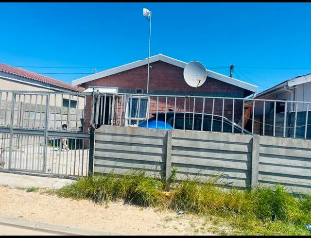 2 BEDROOM HOUSE FOR SALE IN GRACELAND